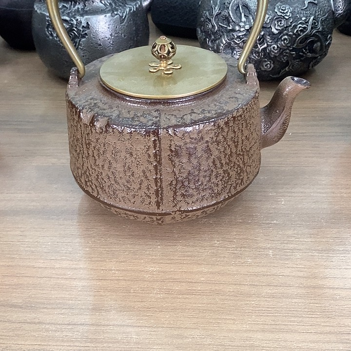 1布钉铸铁壶1200毫升纯手工打造