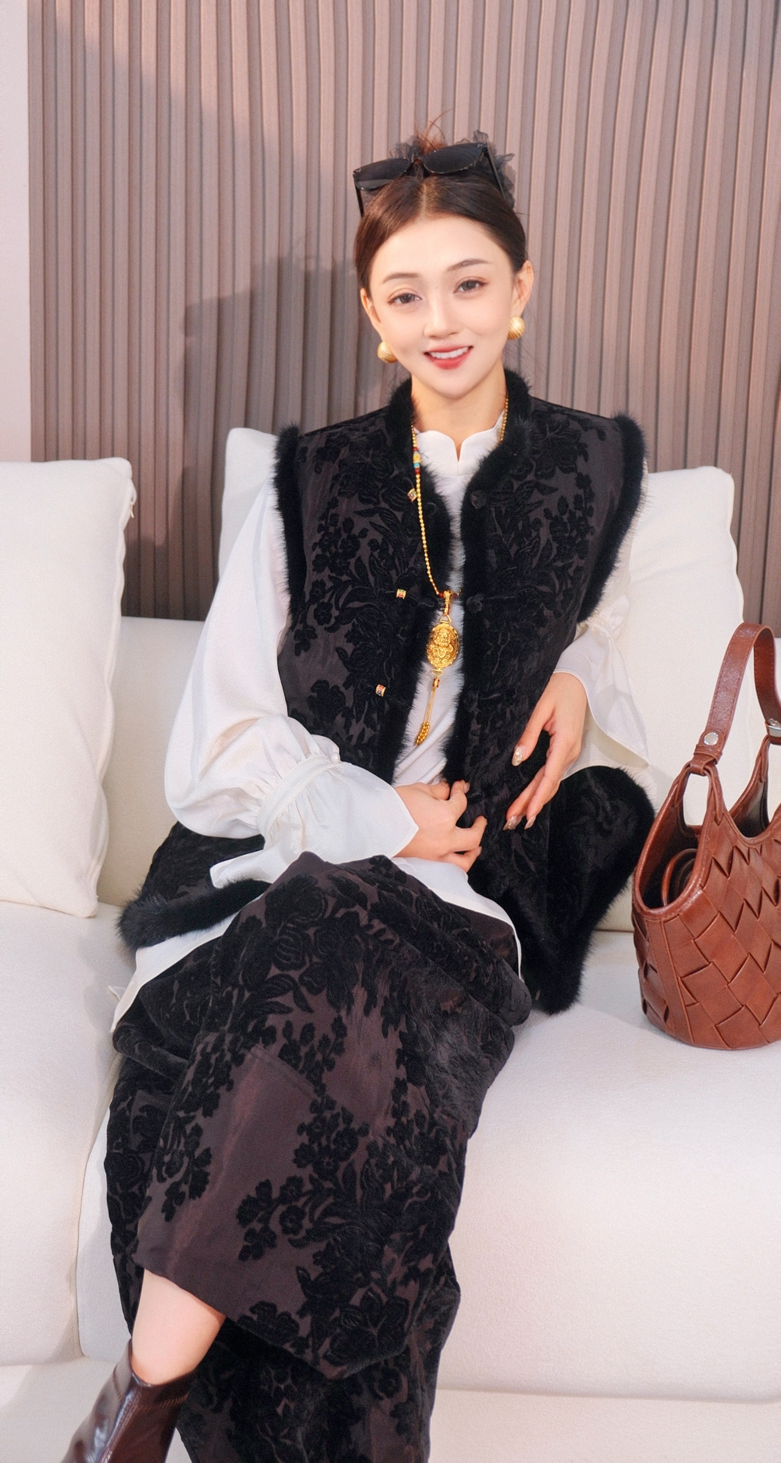 大魏制品「奢绒花漾」国风原创新中式重工刺绣立领无袖国风马甲