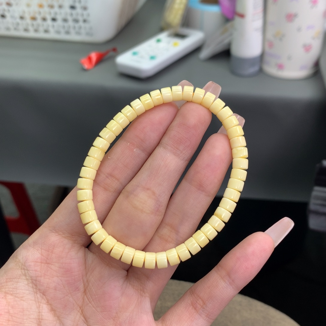 琥珀未镶嵌珠宝奇石5.6 