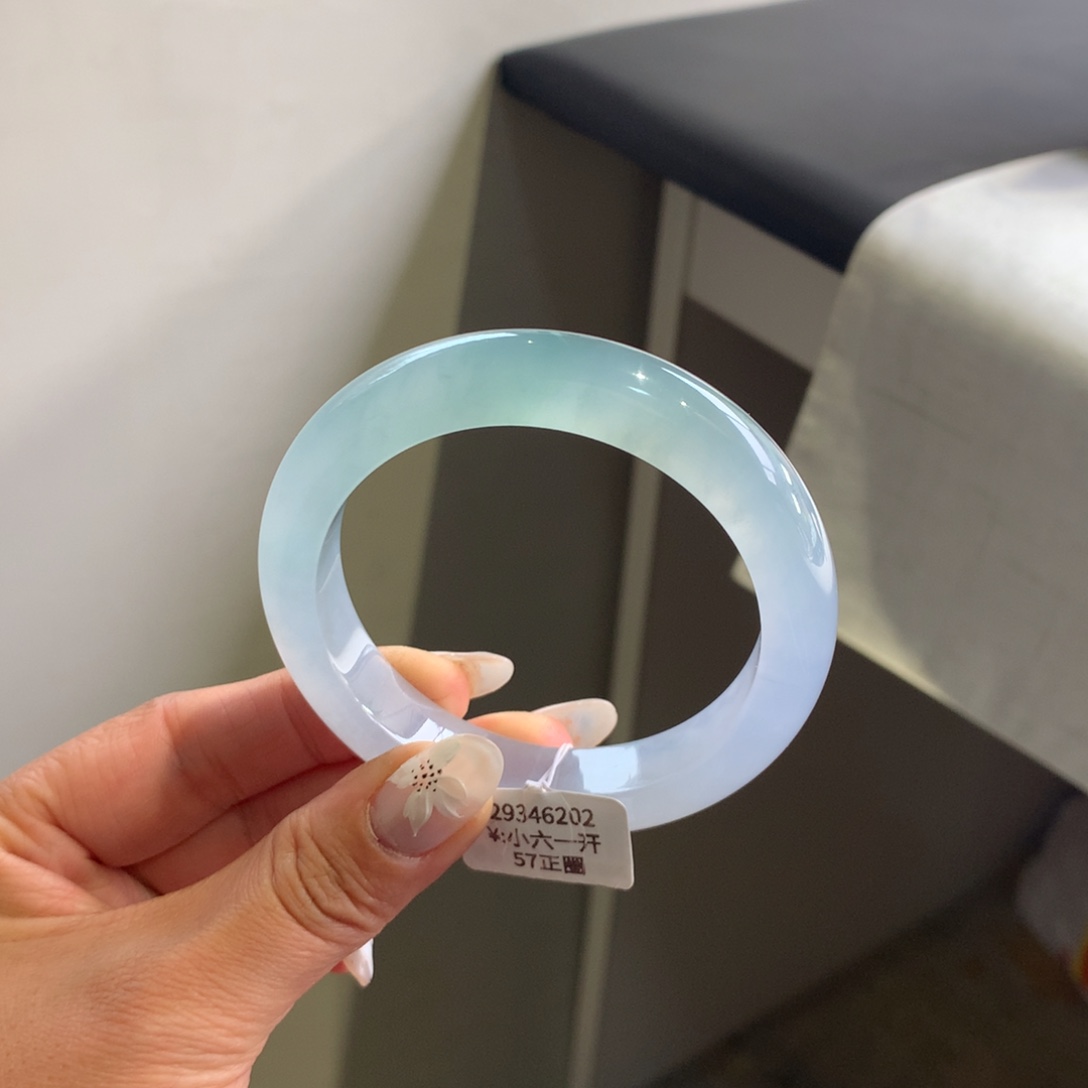 翡翠手镯未镶嵌冰胶半山半水57正圈（具体询价）