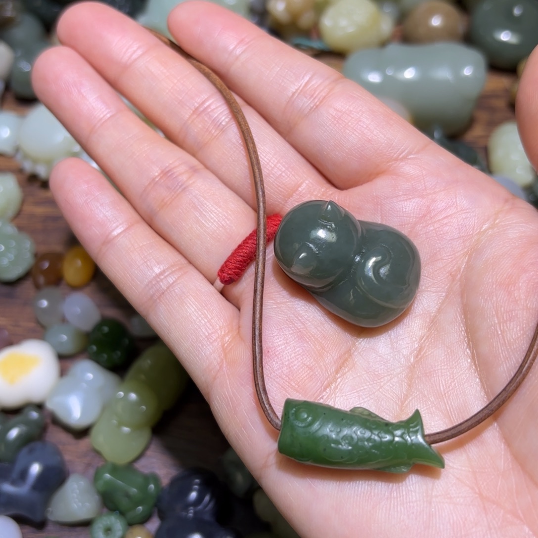 ༺****和田玉未镶嵌珠宝半成品