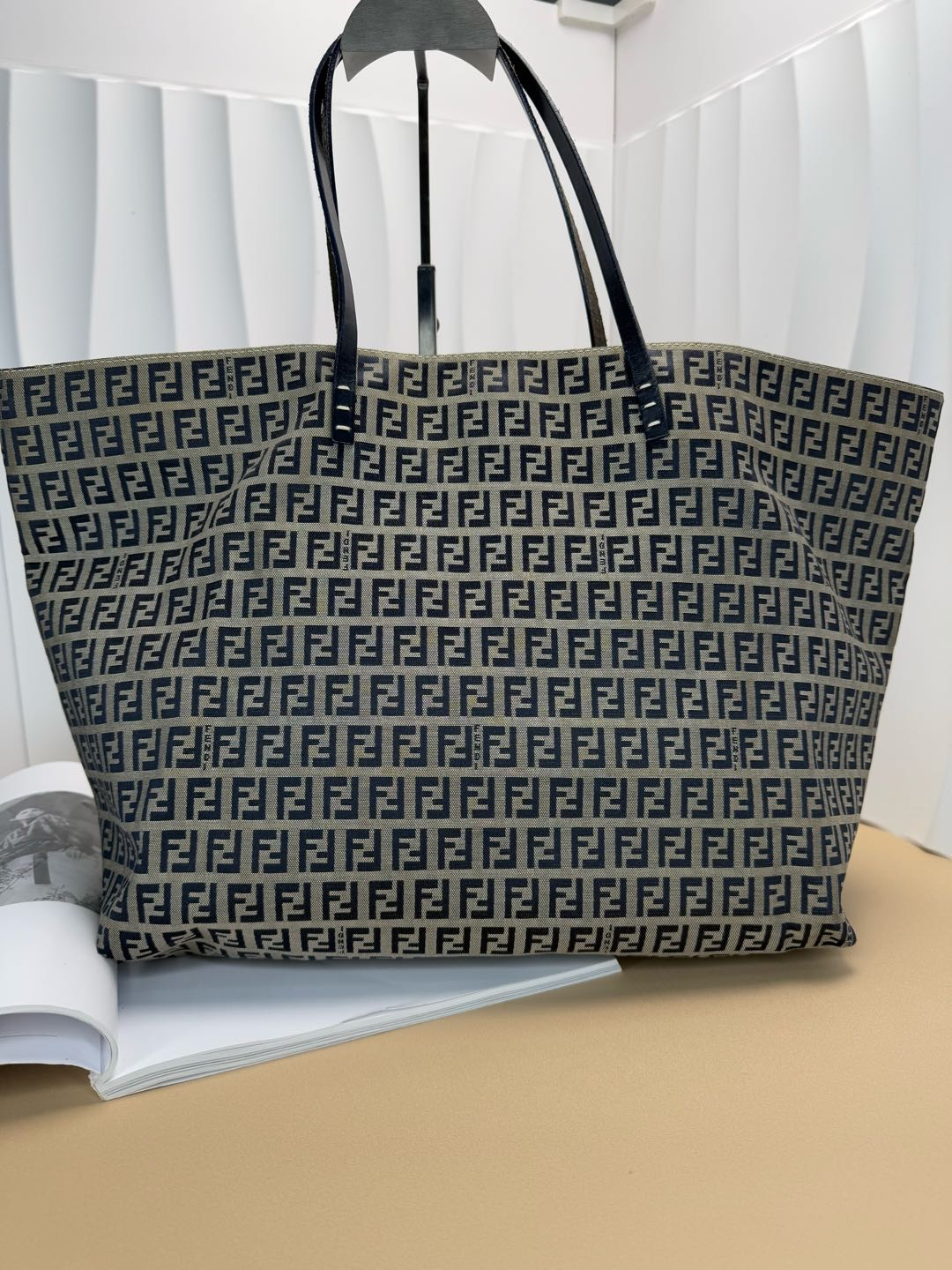 95新 FENDI/芬迪 老花托特/5942