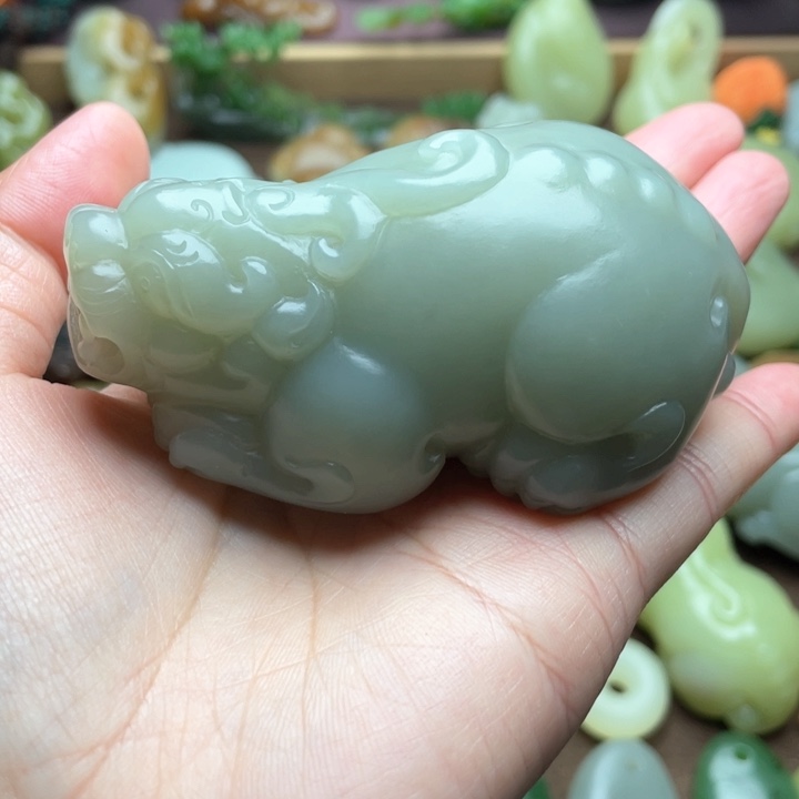【闪购商品】颈饰未镶嵌和田玉天***！