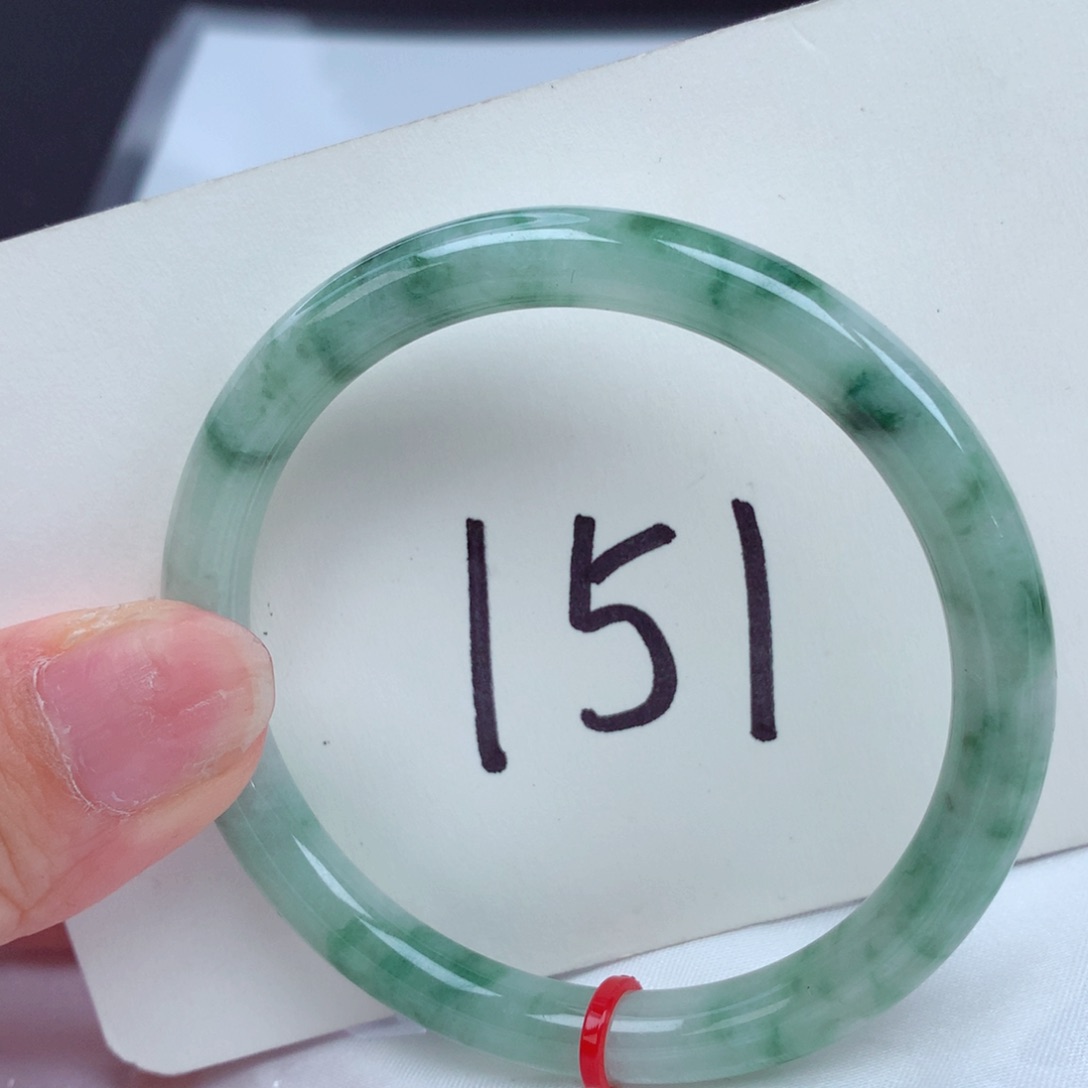 翡翠未镶嵌手镯翡翠