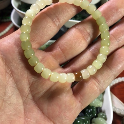 未镶嵌和田玉（糖玉）珠宝半成品A****装