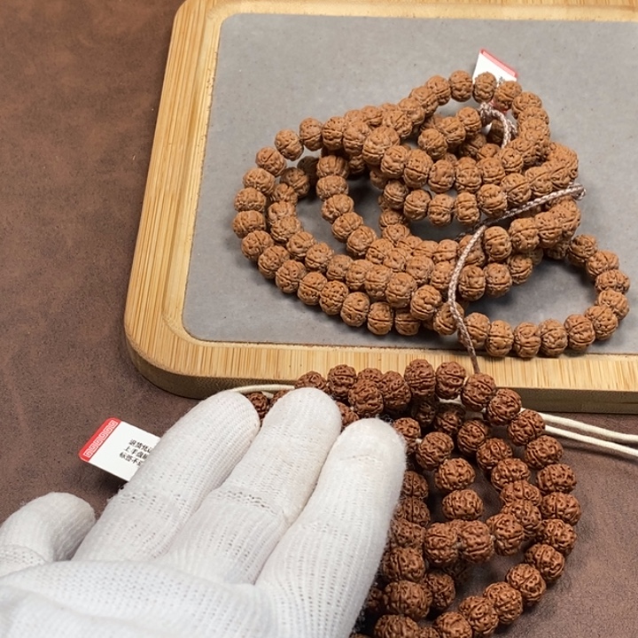 王***龙金刚菩提吊坠108原皮地表平细