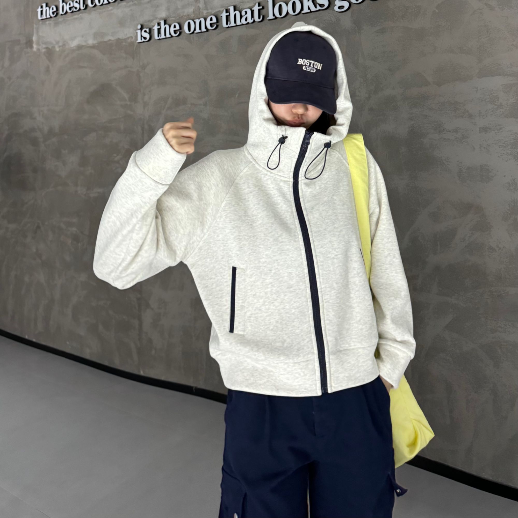 2025冬季上新加绒加厚巫师帽防风领拉链时尚百搭运动大外套22003