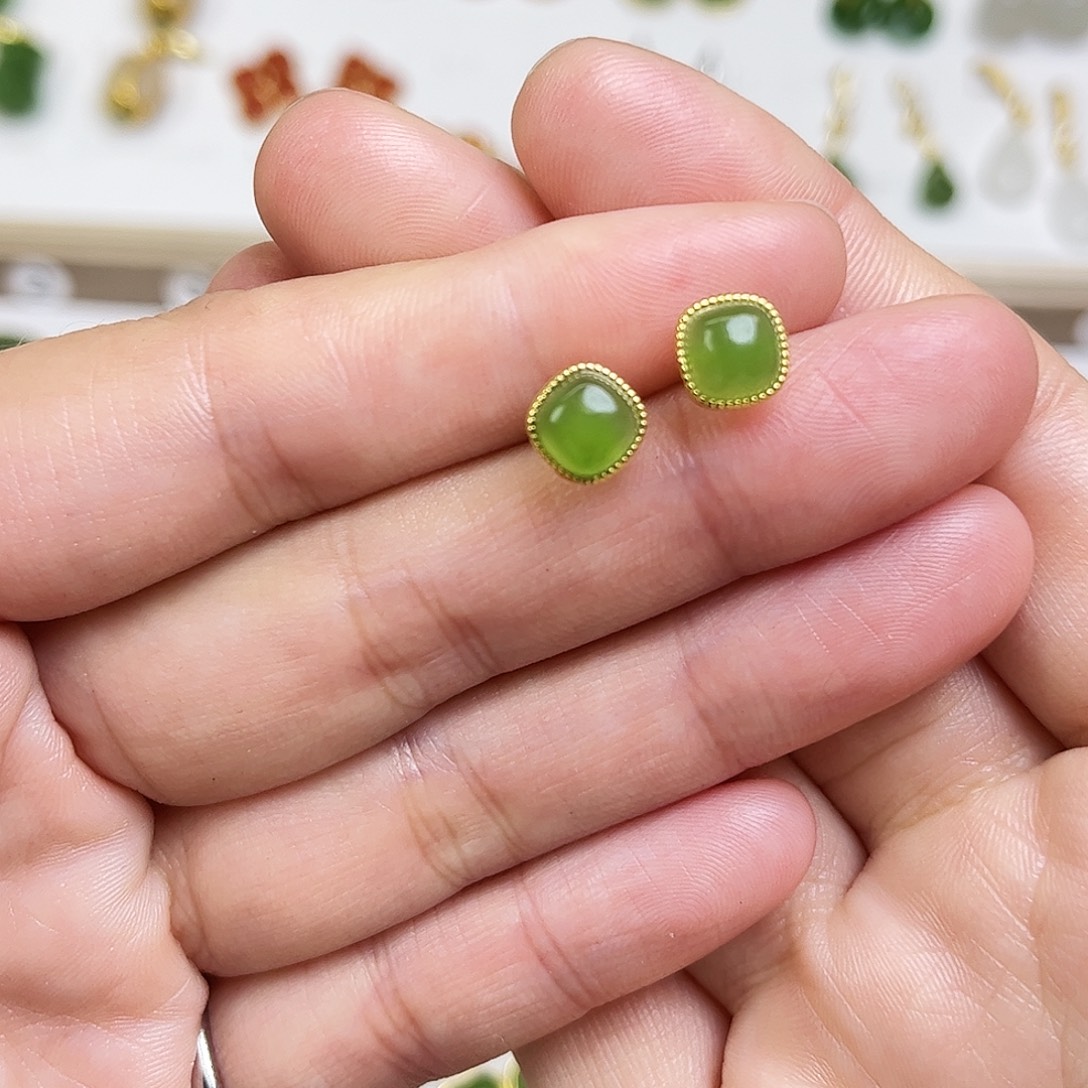 和田玉银S925镶嵌耳饰