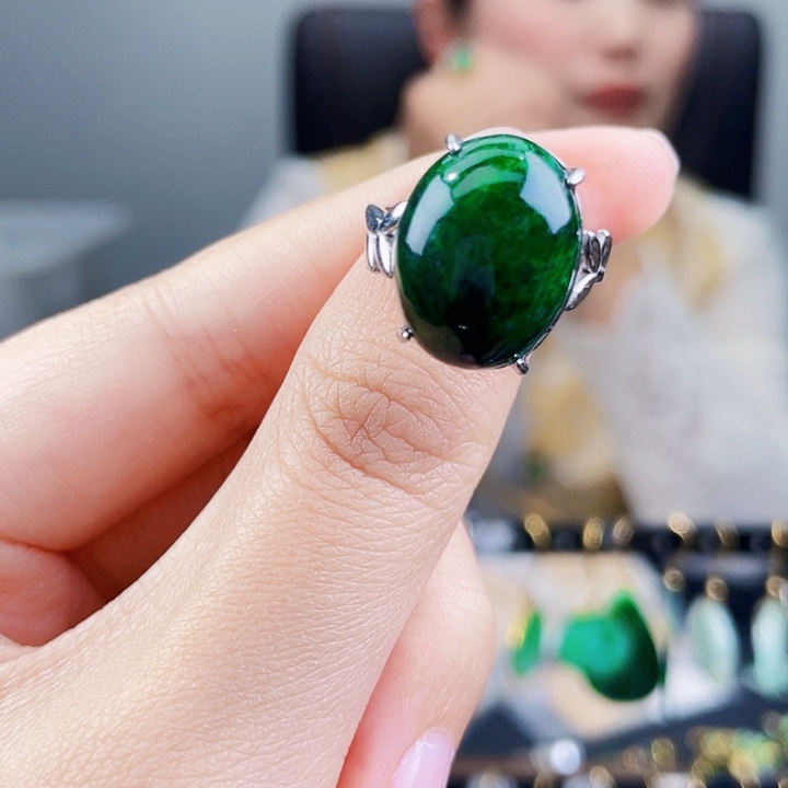 翡翠戒指银S925镶嵌饰品
