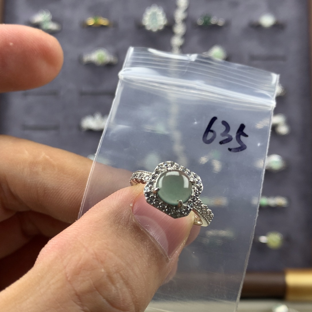 翡翠未镶嵌戒指635