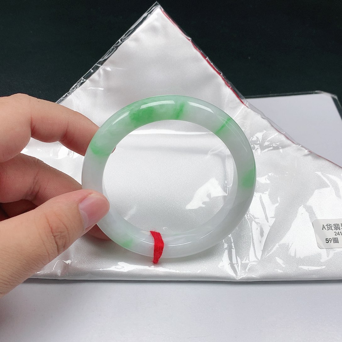 翡翠手镯未镶嵌翡翠160