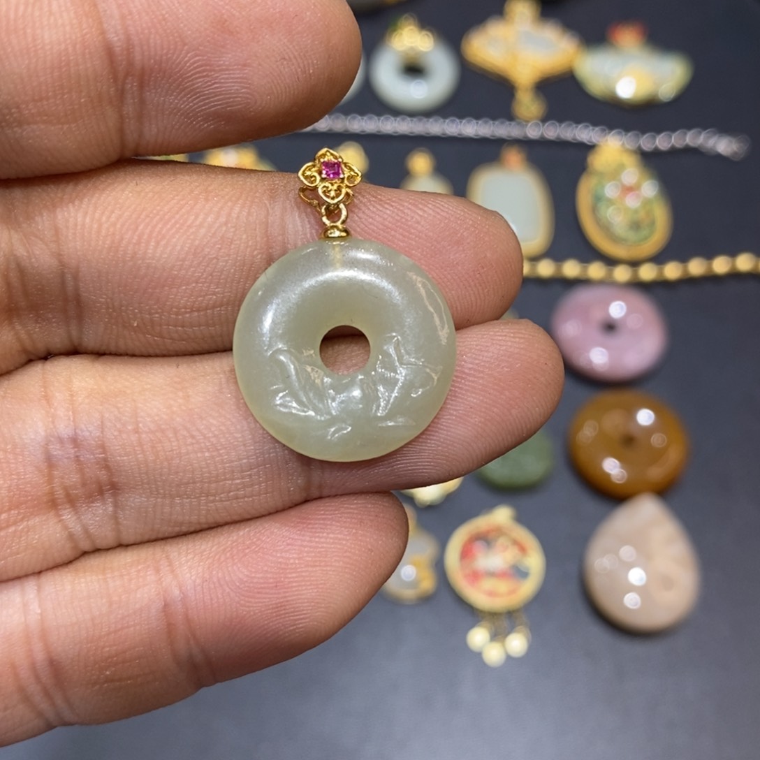 和田玉颈饰银S925镀金镶嵌