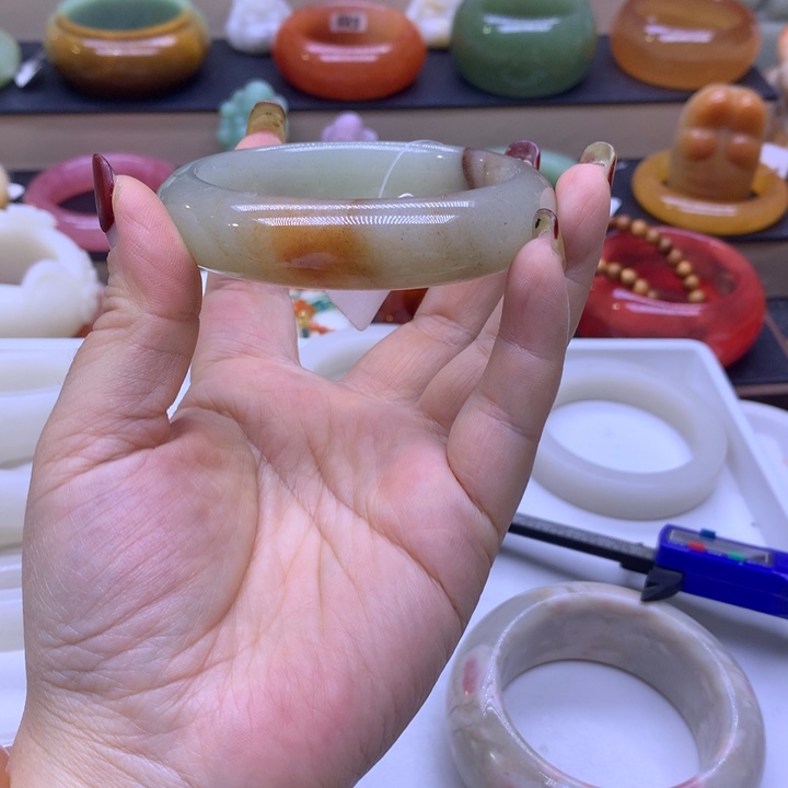 石英岩玉未镶嵌13468975444