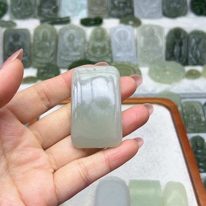 和田玉颈饰未镶嵌?***灵