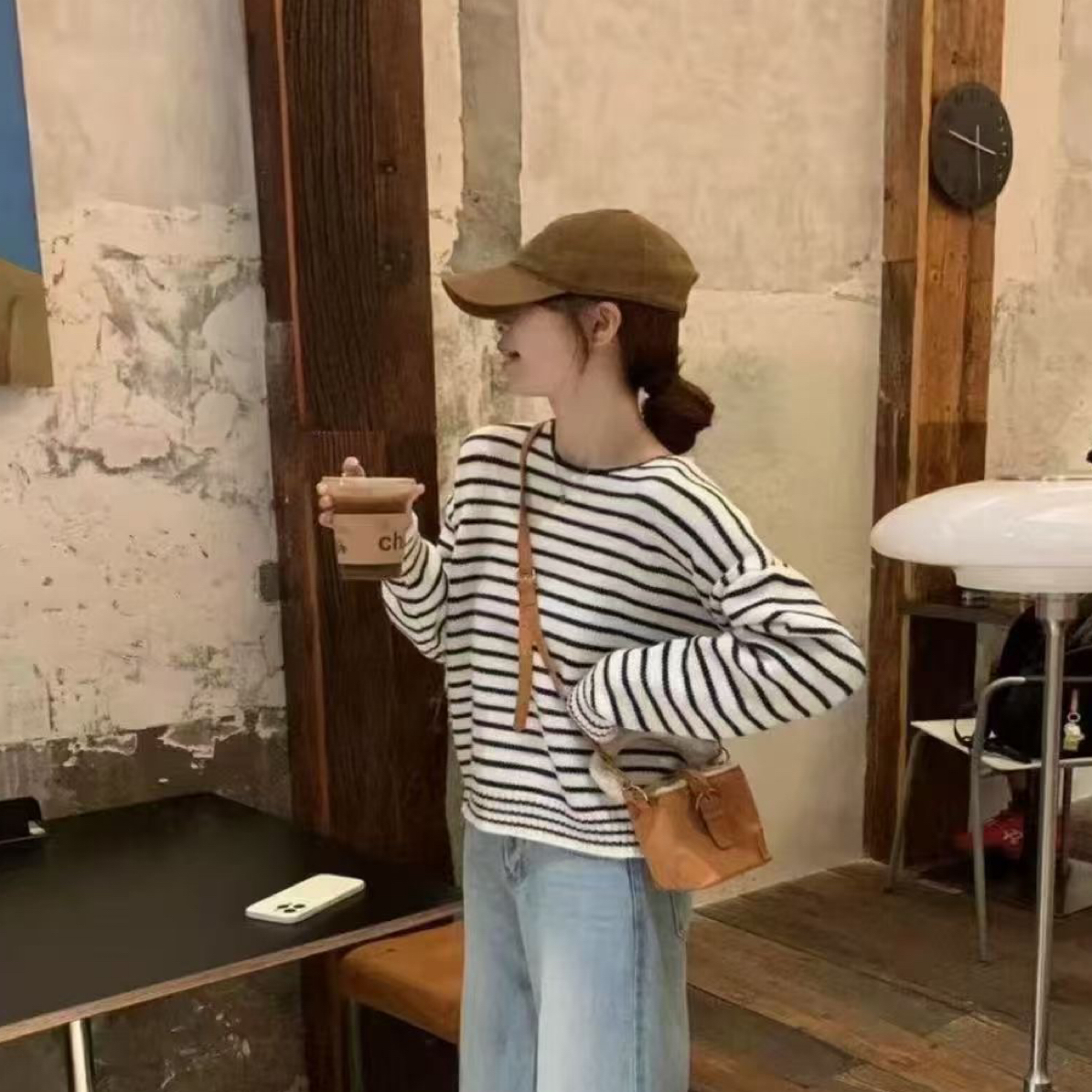 抗污耐脏长袖条纹宽松型圆领时尚秋冬毛衣网红显瘦