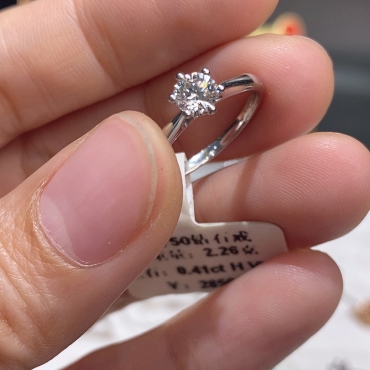 钻石戒指/指环18K金镶嵌星****期