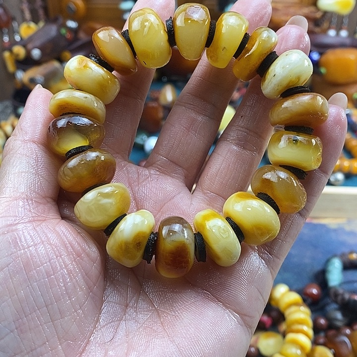 余***饮蜜蜡未镶嵌手串手串