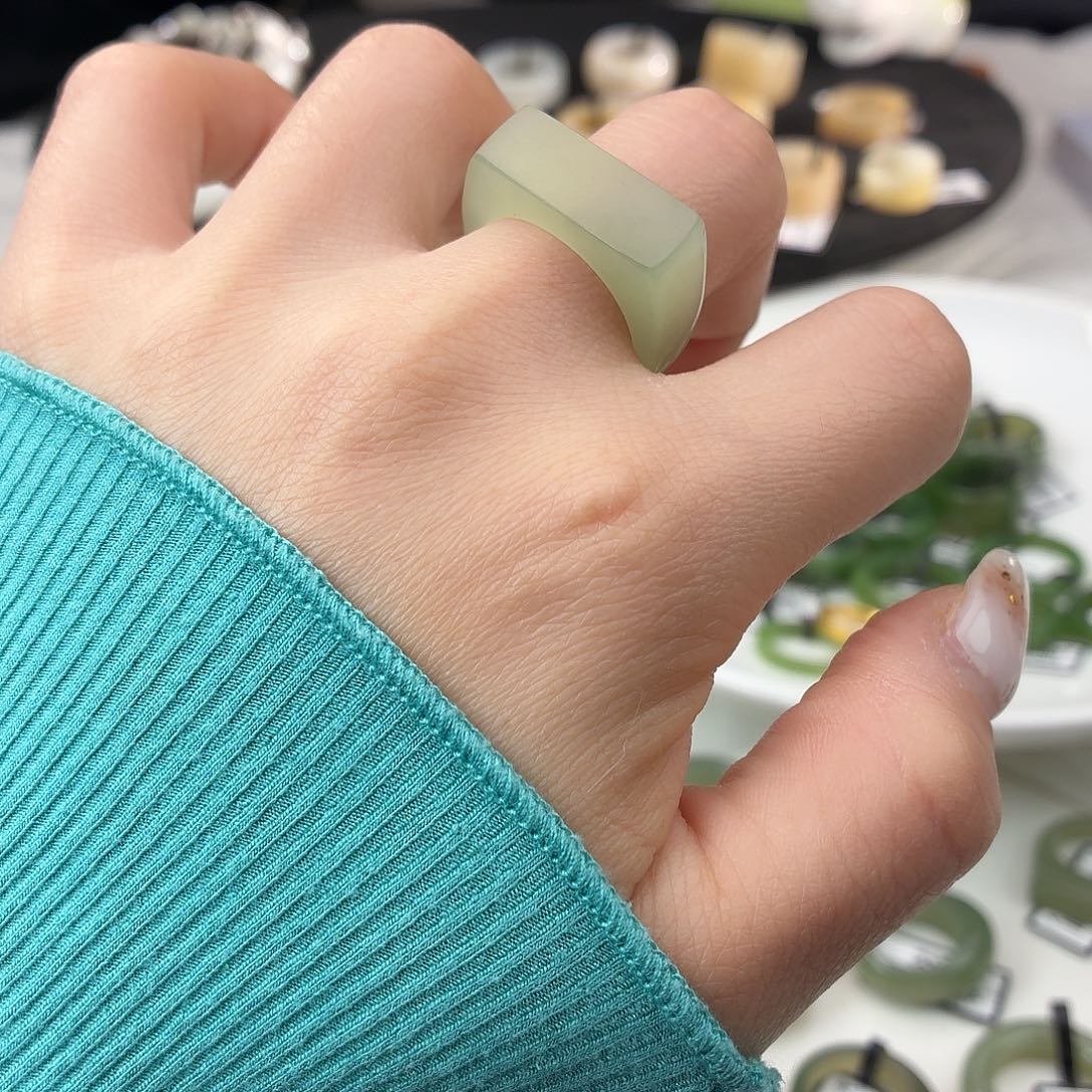 和田玉（糖玉）未镶嵌戒指S121晴水马鞍18.0