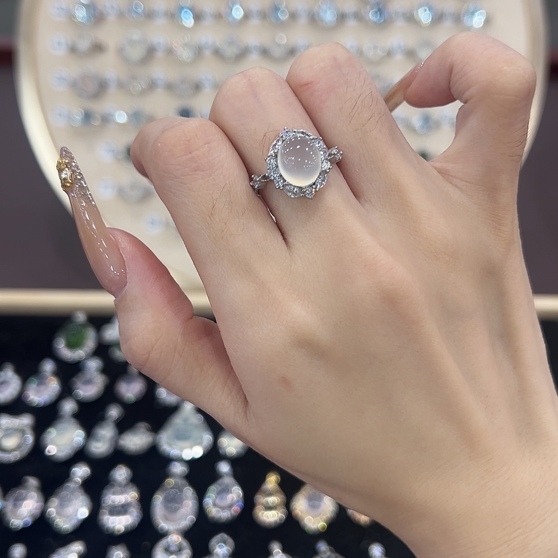 娇***.蛇纹石玉银S925镶嵌戒指