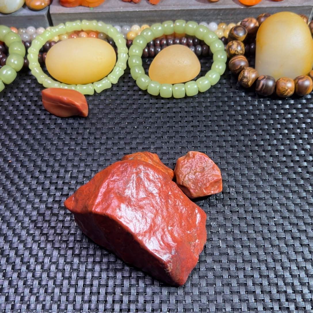 戒****╮静辉品石红伊丁原石