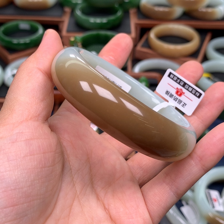 和田玉手镯58圈口未镶嵌