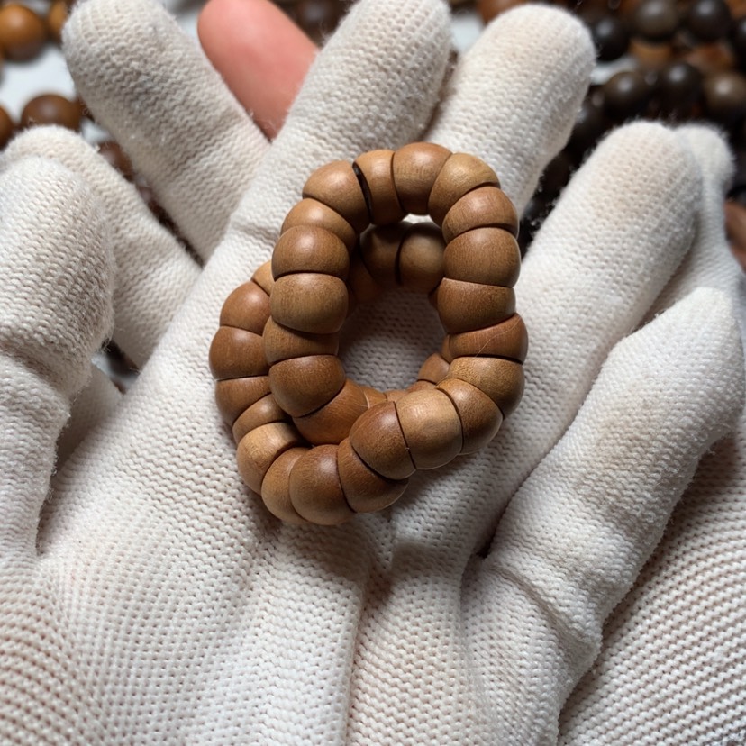 【闪购商品】檀香木其他啊*檀香手串