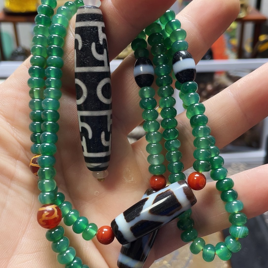 玛瑙/玉髓未镶嵌多样性发一