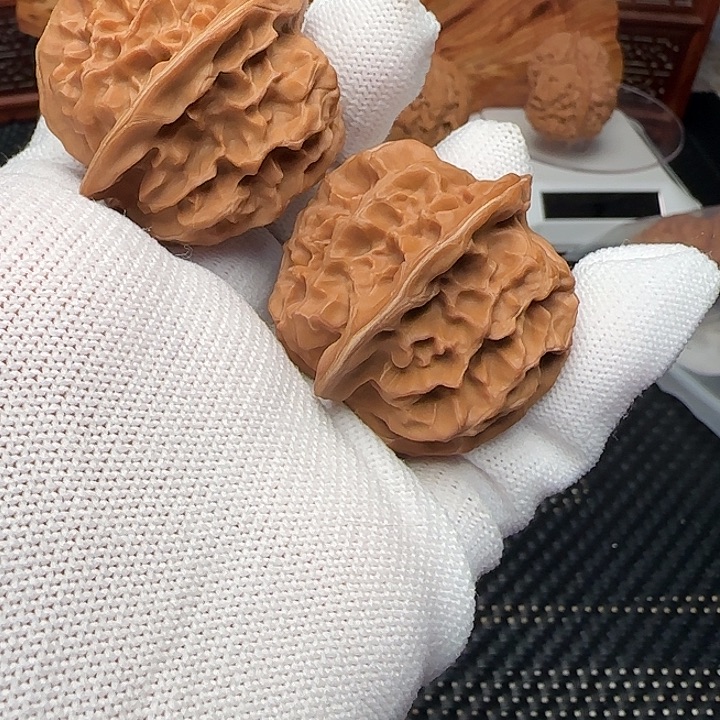 吊坠文玩核桃全品刀子38尺留念