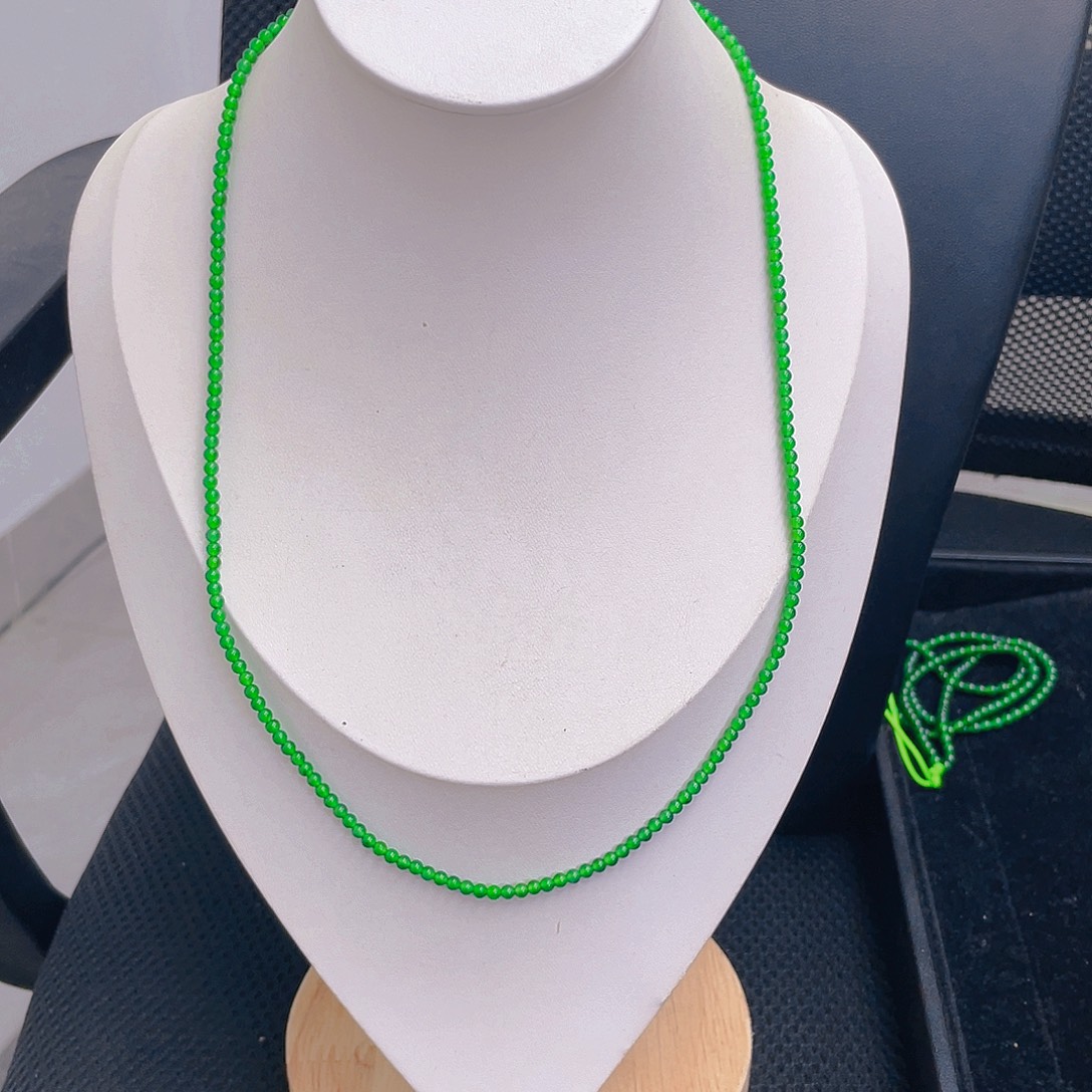 翡翠未镶嵌颈饰卡3