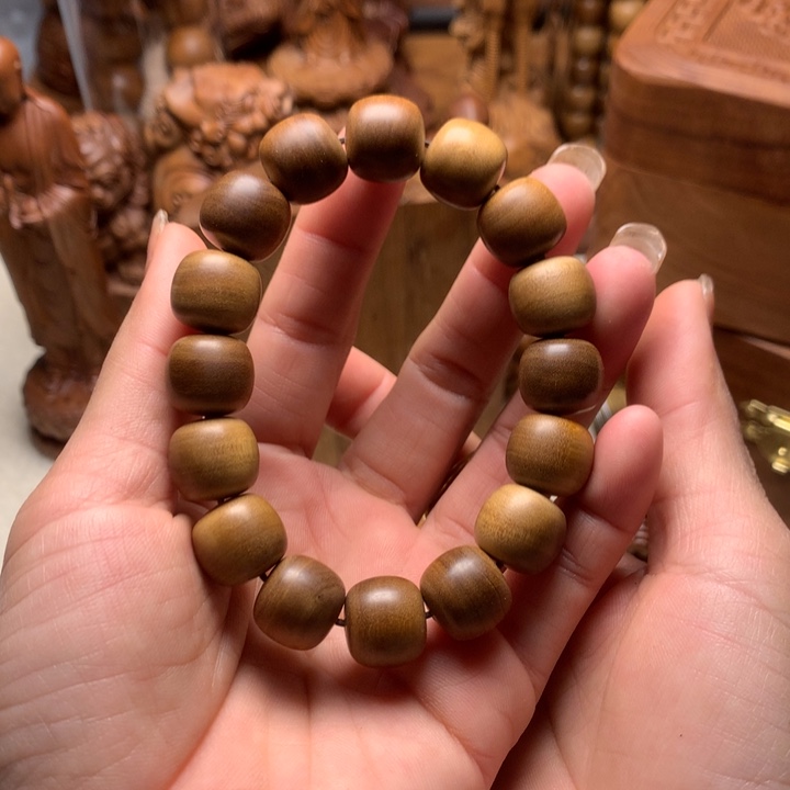 檀香木其他老山檀香手把件