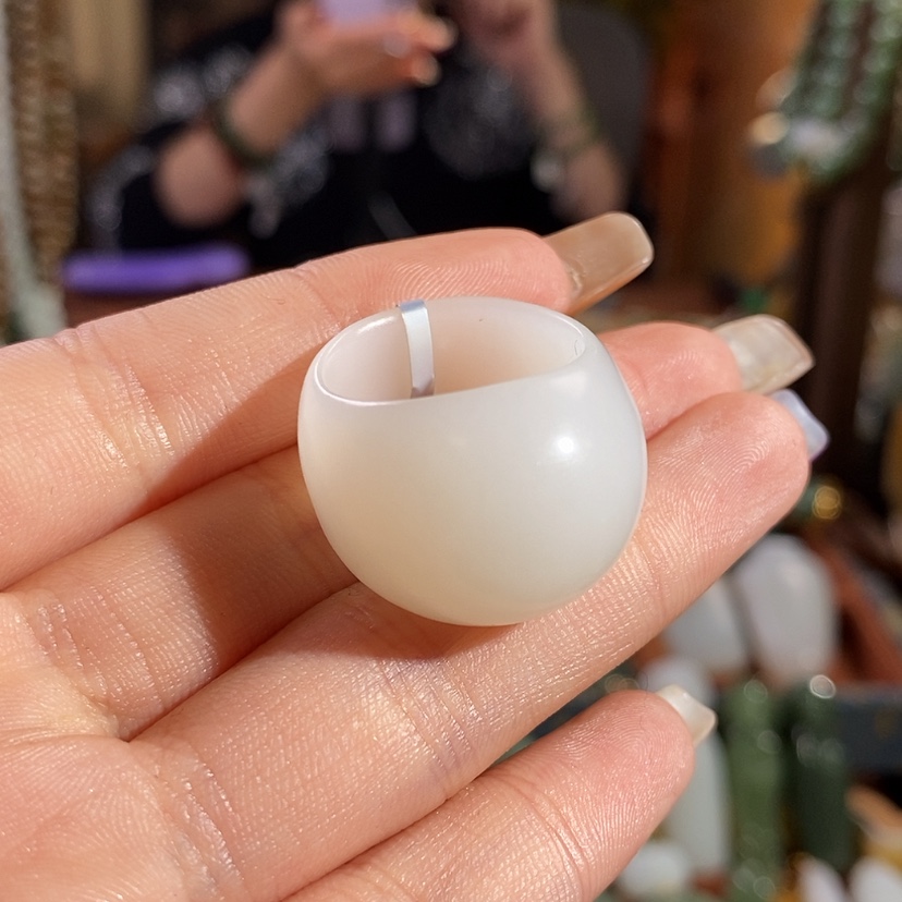 【闪购商品】吊坠(不含链)未镶嵌和田玉戒指13.5、18圈口备注