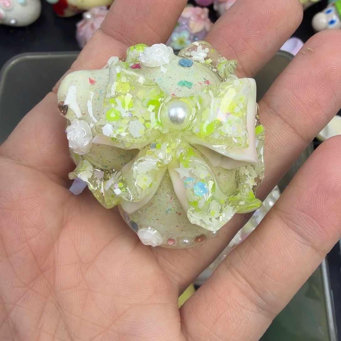 绿色的月亮特价商品
