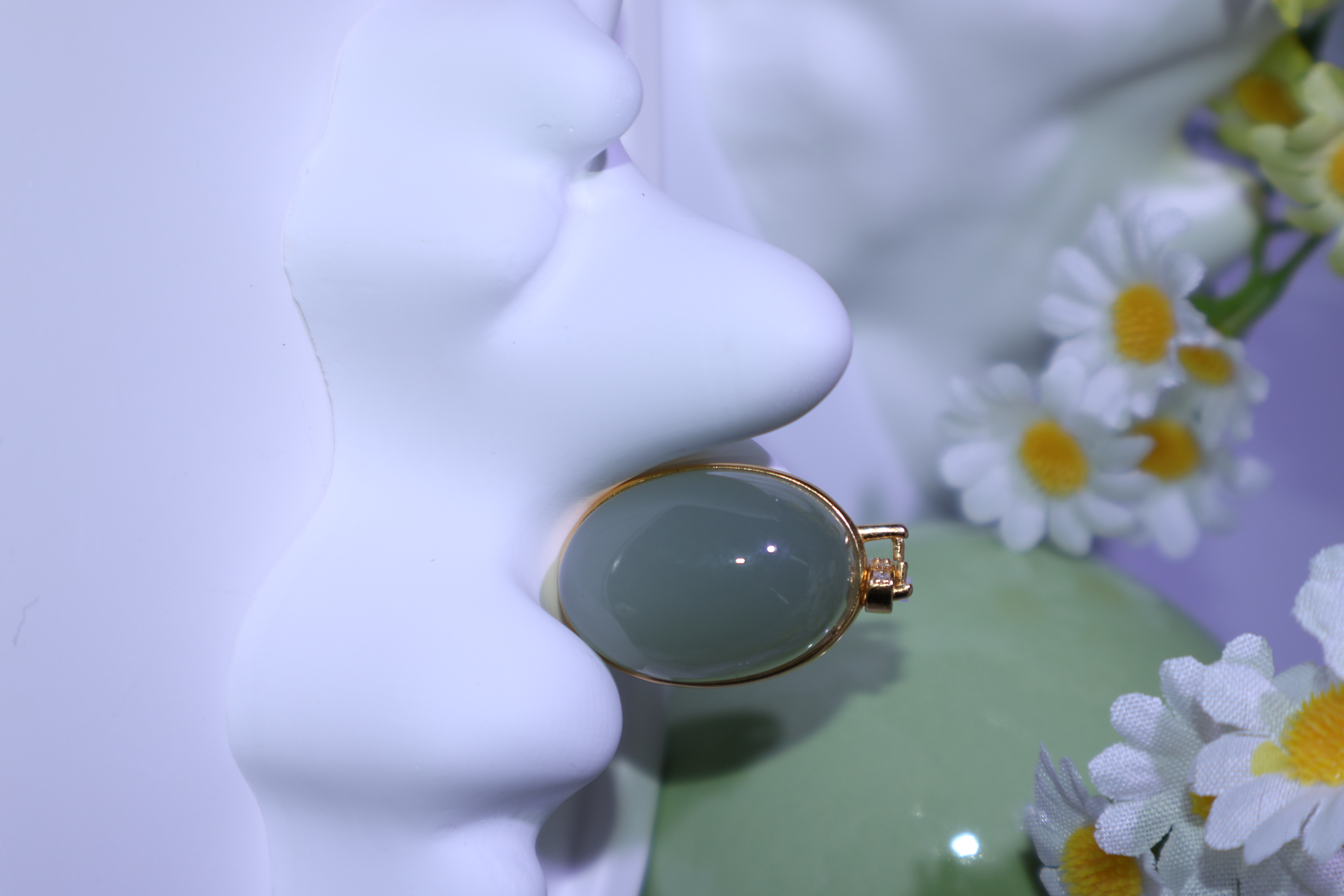 和田玉大蛋面吊坠S925银