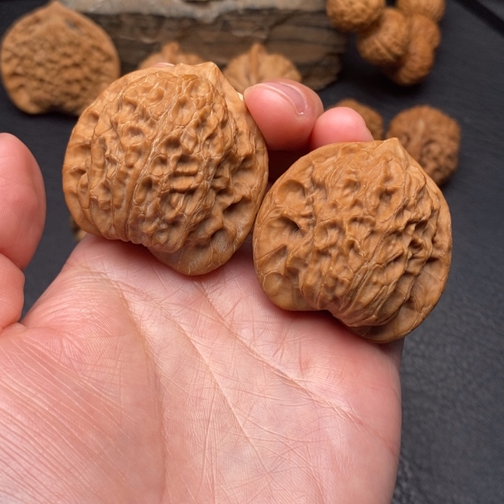 桃核把件全品40崔凯