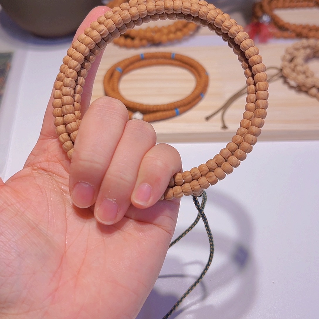 A***n柏香籽/百香籽吊坠