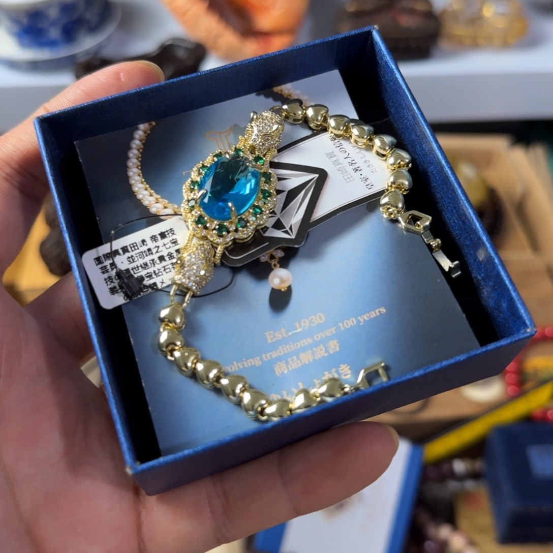 瓷片放漏场，全都漏，，