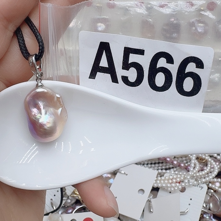 未镶嵌淡水珍珠颈饰