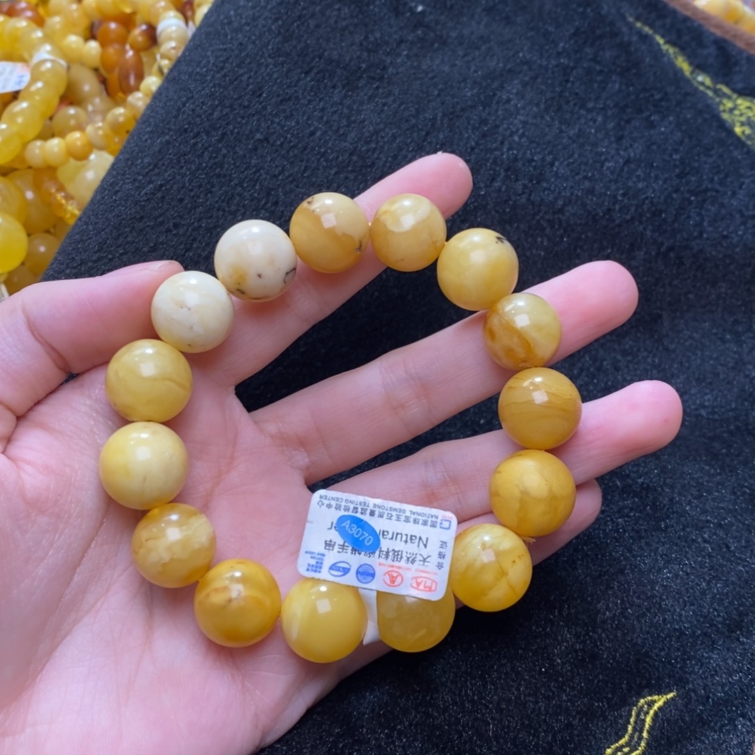 琥珀未镶嵌珠宝奇石