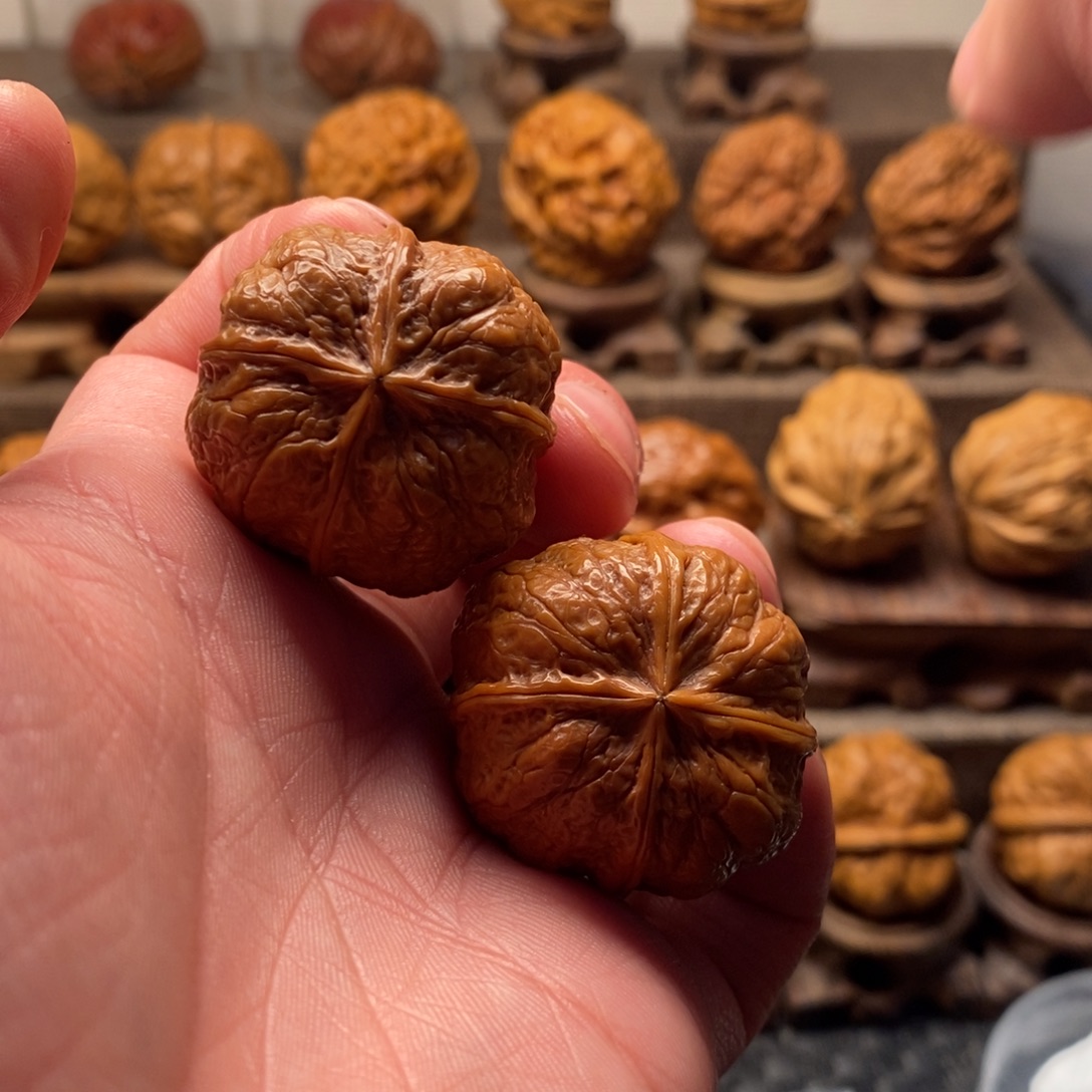 文玩核桃把件福瓜四棱36尺寸