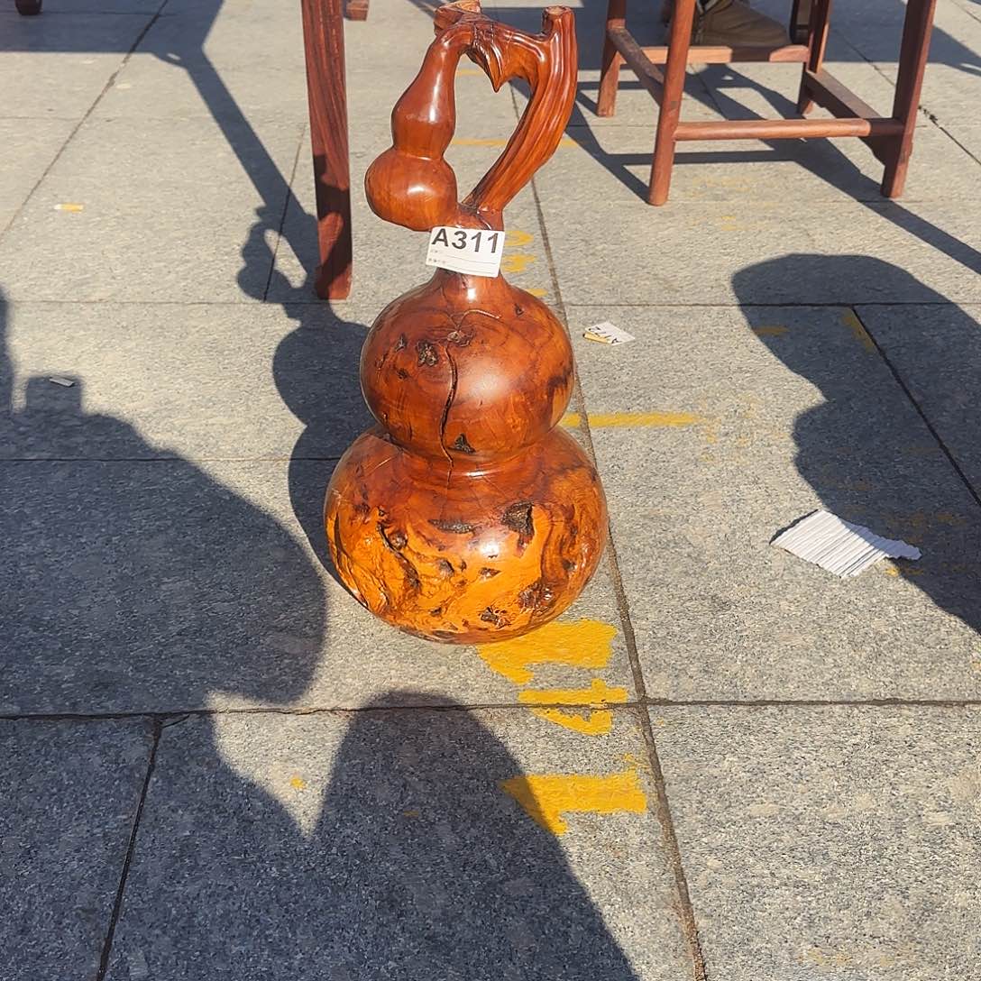 启***杭枣木枣木工艺品有限公司