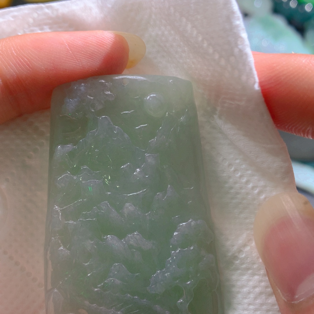 翡翠未镶嵌颈饰翡翠