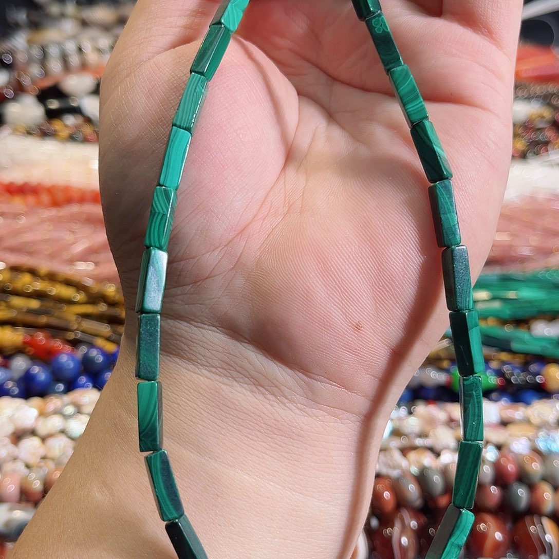 玛瑙/玉髓未镶嵌珠宝半成品孔雀石方管一条4x13mm