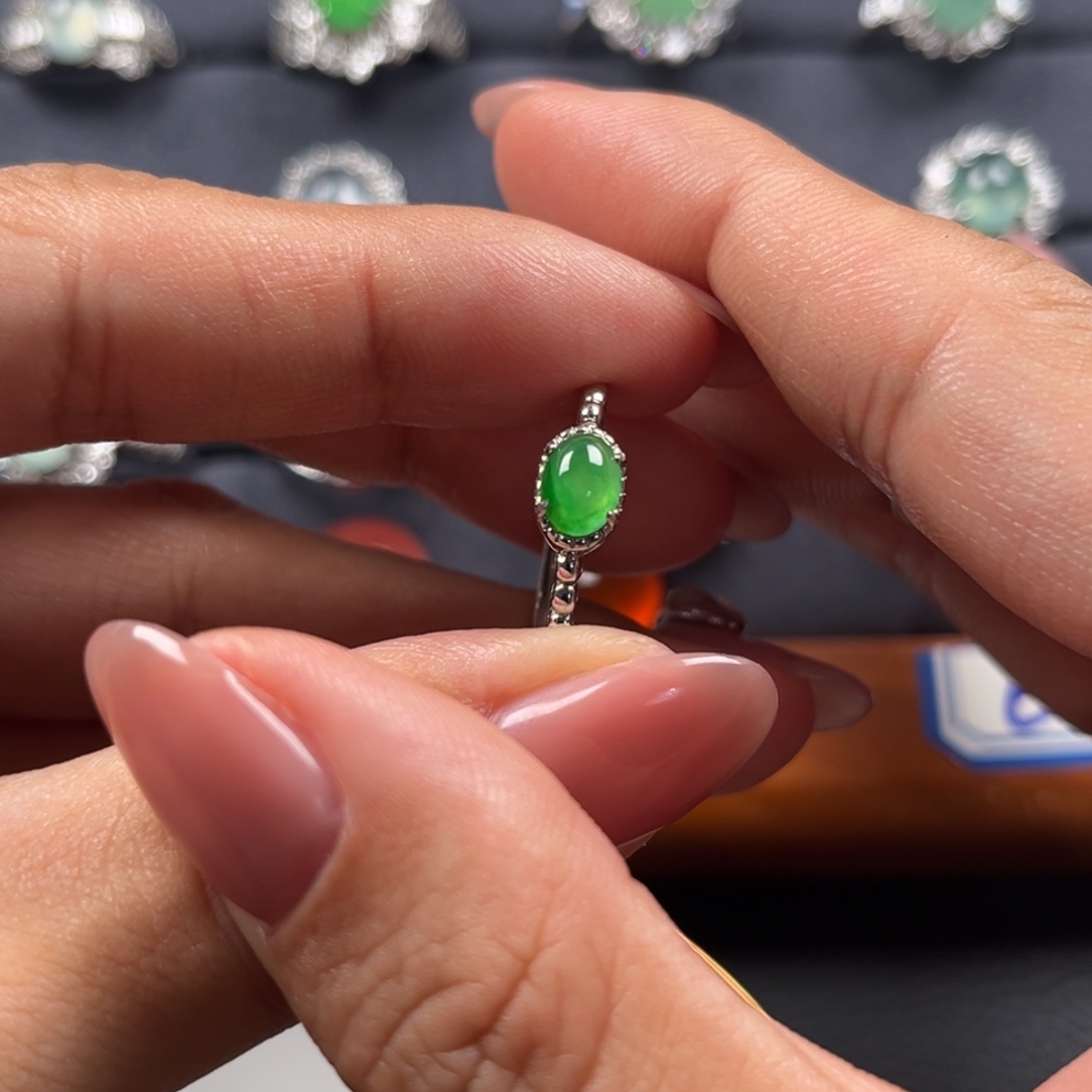 翡翠银S925镶嵌戒指缅甸天然翡翠Ａ货