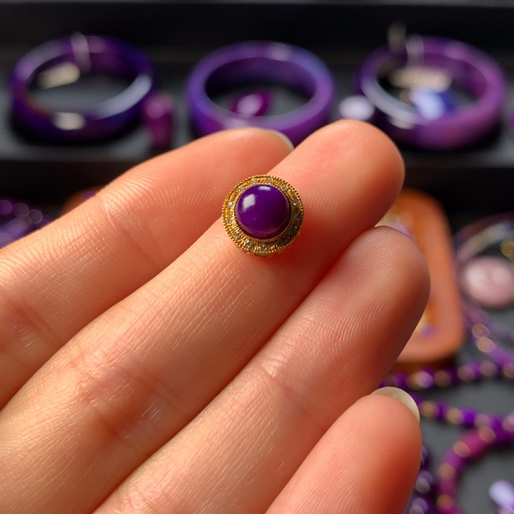 苏纪石（舒俱来）吊坠18K金镶嵌