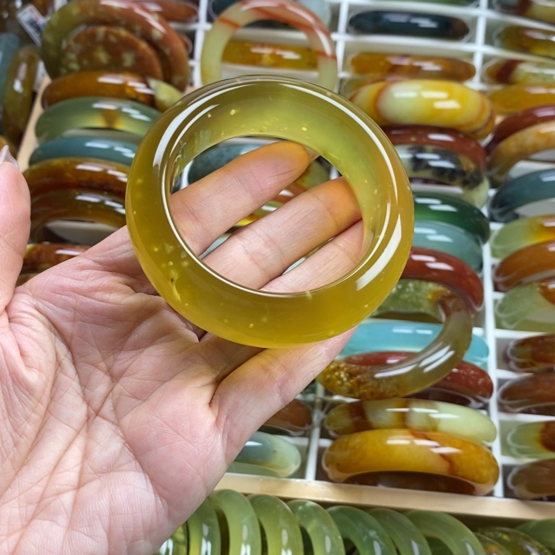 未镶嵌蛇纹石玉手镯54
