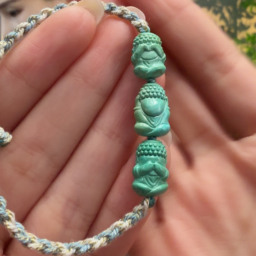 绿松石未镶嵌颈饰