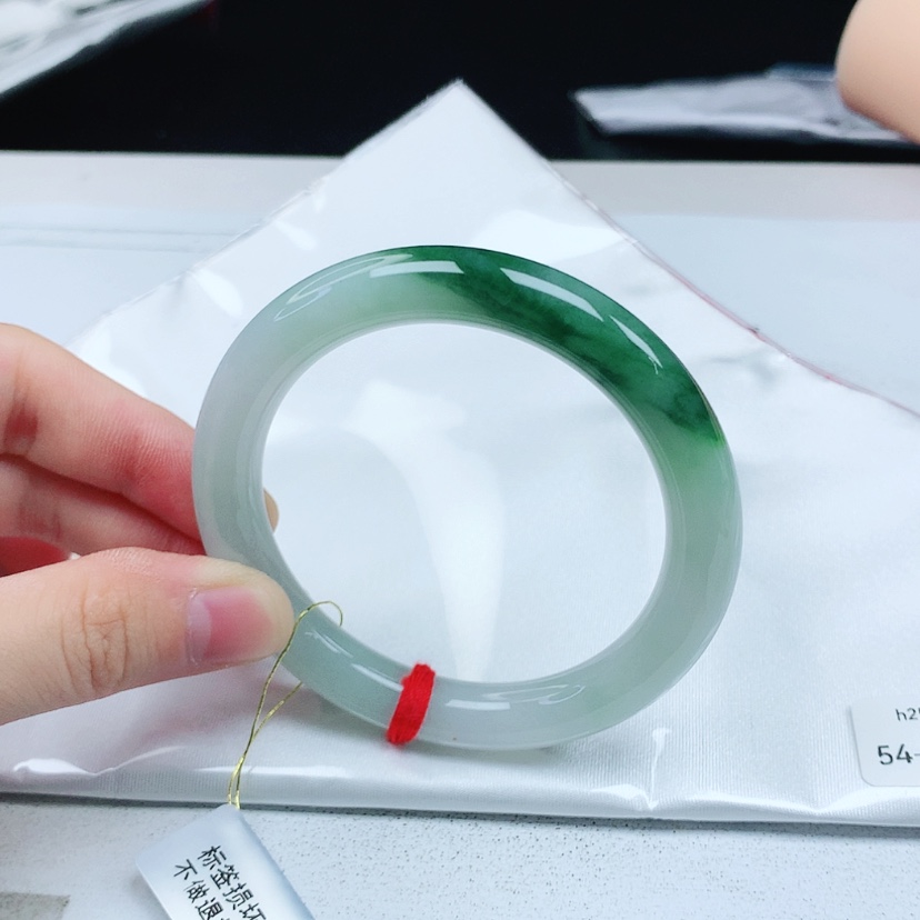 【闪购商品】翡翠手镯（圆镯）未镶嵌缅甸天然a货手镯54