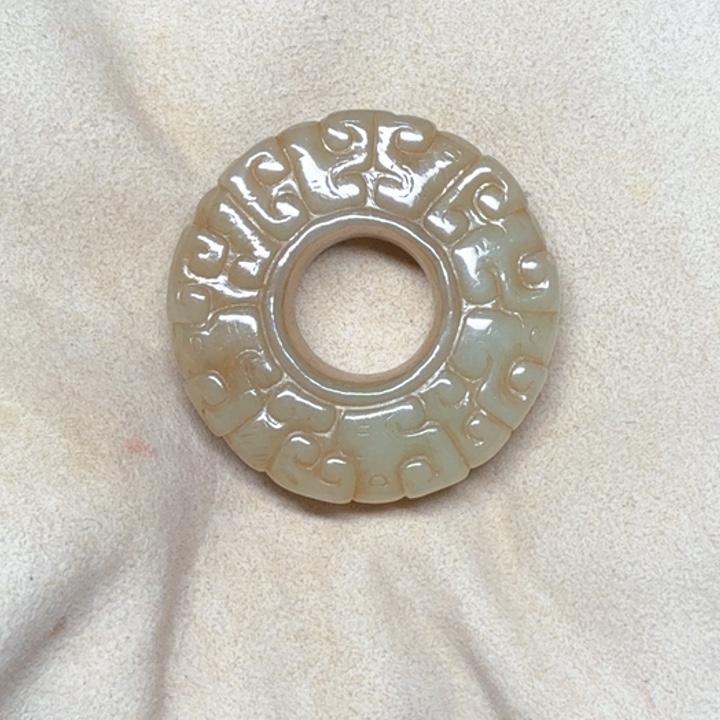 炸***药和田玉（糖玉）未镶嵌挂件