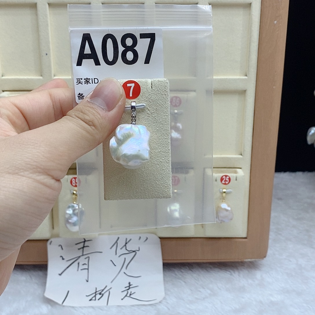 银S925镶嵌颈饰淡水珍珠