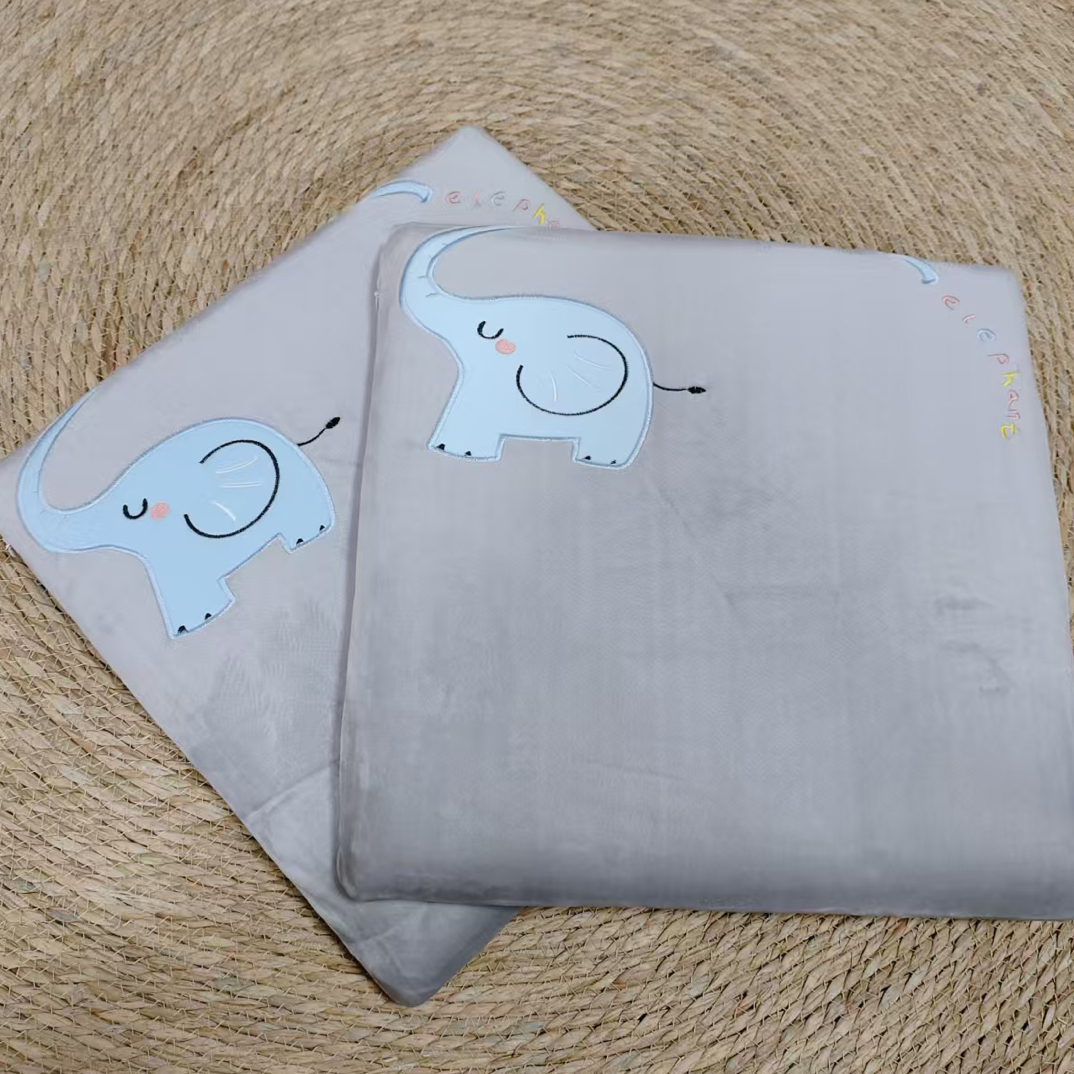 可拆洗记忆棉办公室学生家用坐垫靠垫40*40微瑕～灰色小象